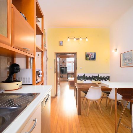 Urban View Apartment With Free Parking Любляна Экстерьер фото